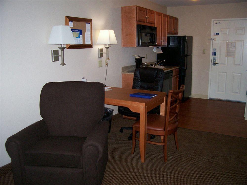 Candlewood Suites Winchester By Ihg Rom bilde