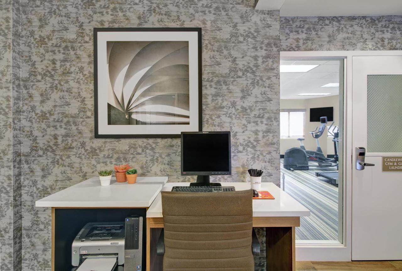 Candlewood Suites Winchester By Ihg Eksteriør bilde
