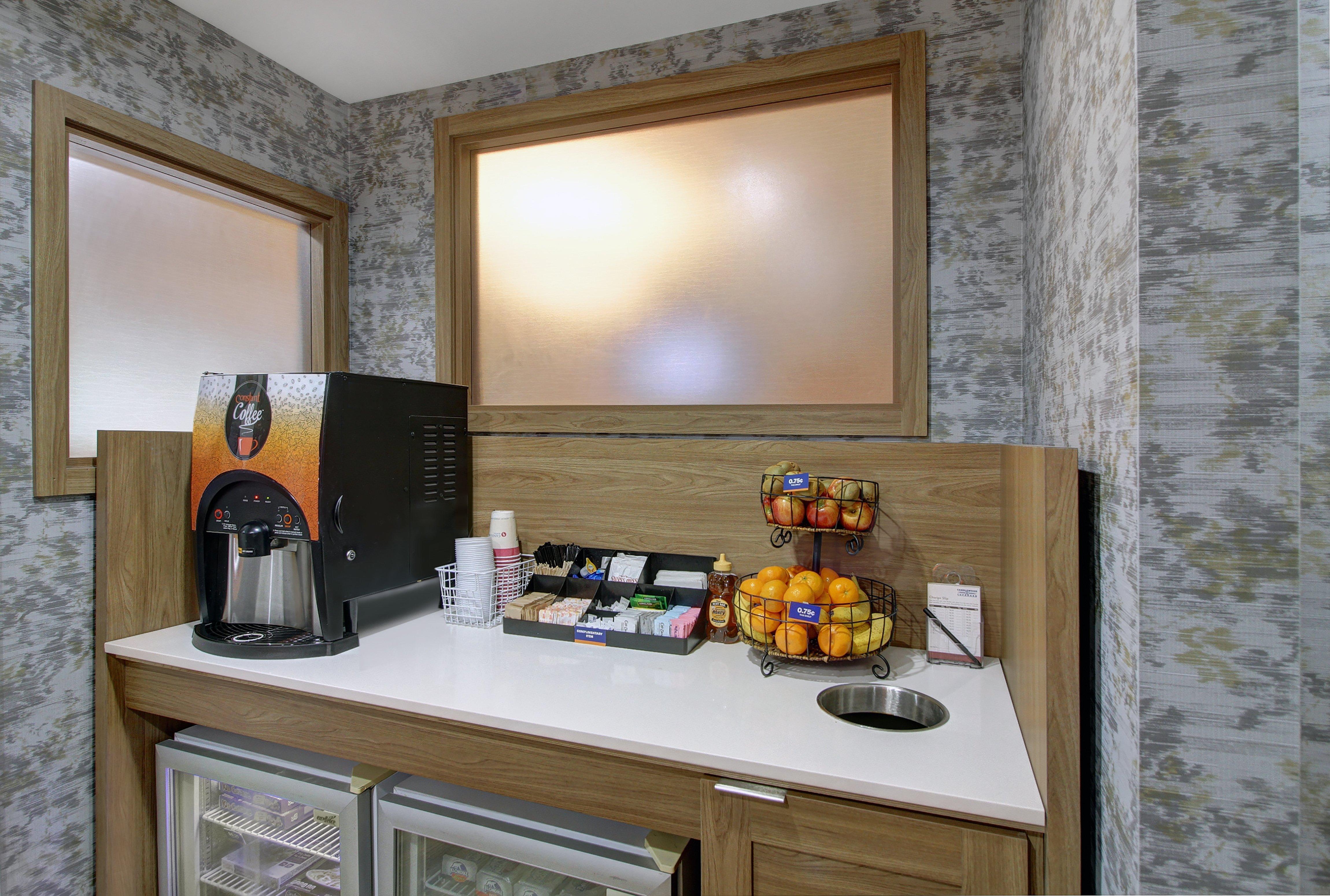 Candlewood Suites Winchester By Ihg Eksteriør bilde